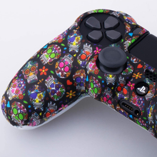 Cargar imagen en el visor de la galería, Funda Silicon Control Camuflaje Calavera Oscura + 2 Grips