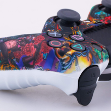 Cargar imagen en el visor de la galería, Funda Silicon Control Camuflaje Cartoon Beasts + 2 Grips